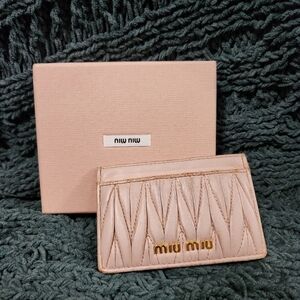 Miu Miu Matelassé Nappa Leather Card Holder In Powder Pink